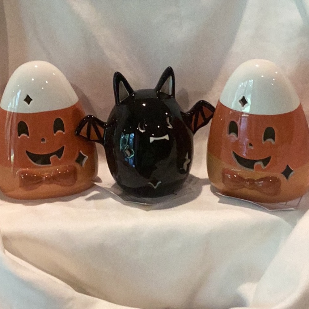 Target Bullseye Playground light up candy corn & bat set